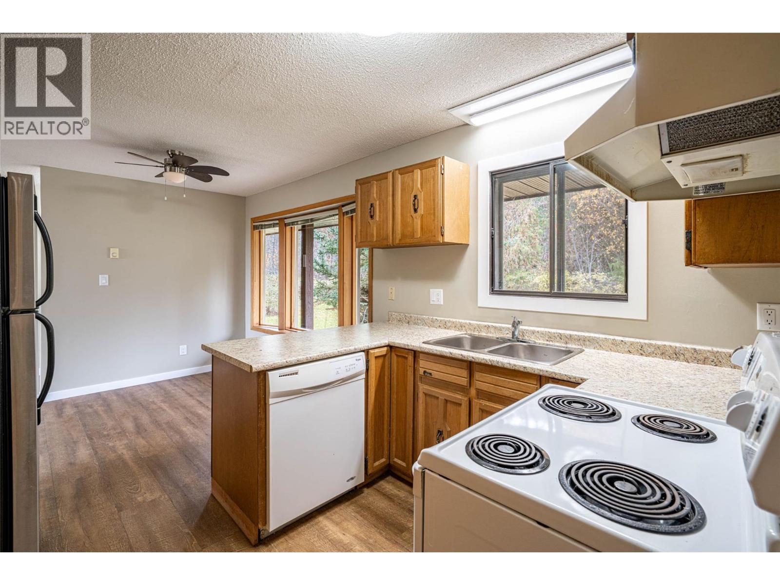 4358 Chamberlaine Road - Image 19