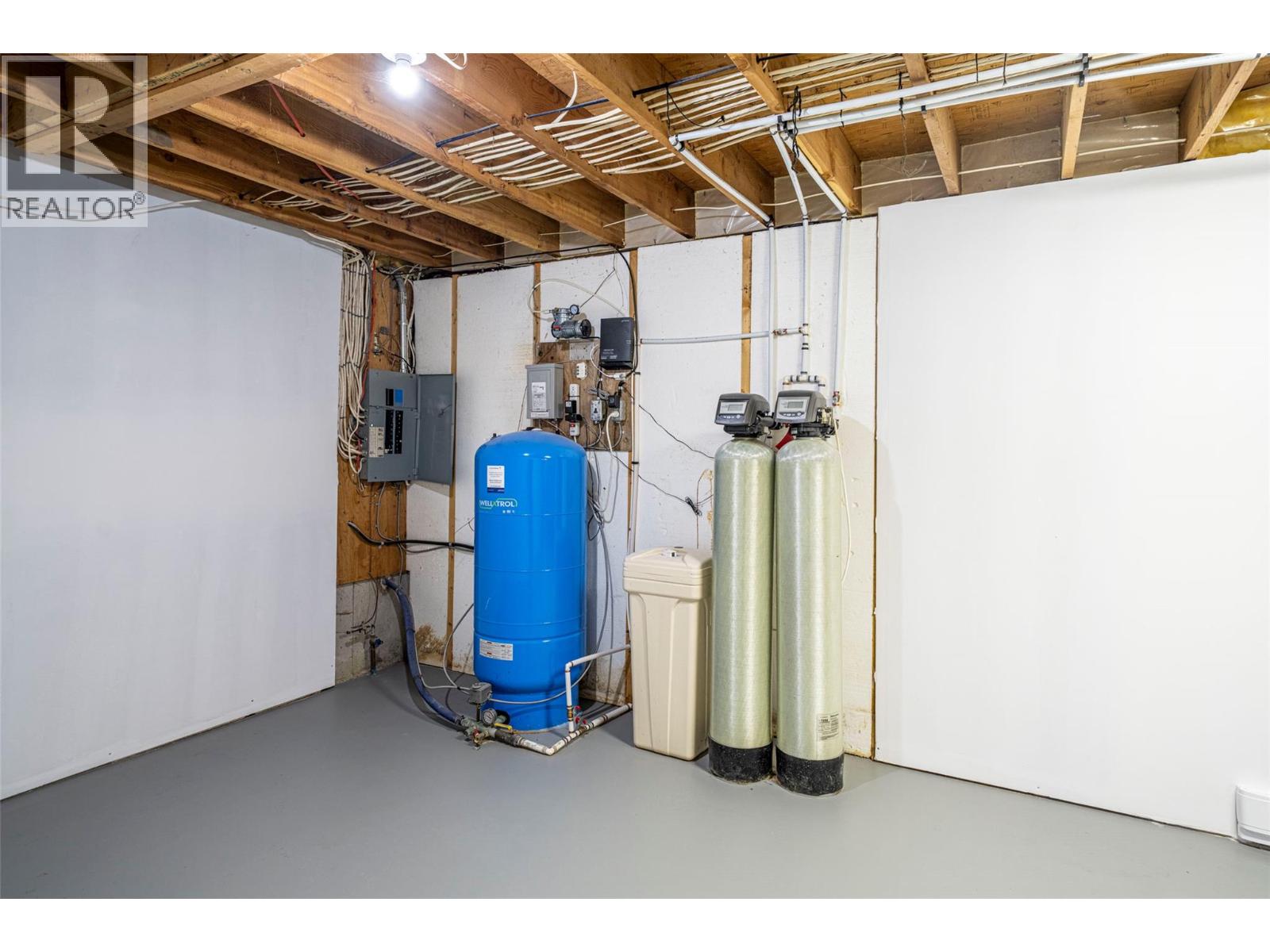 4358 Chamberlaine Road - Image 42
