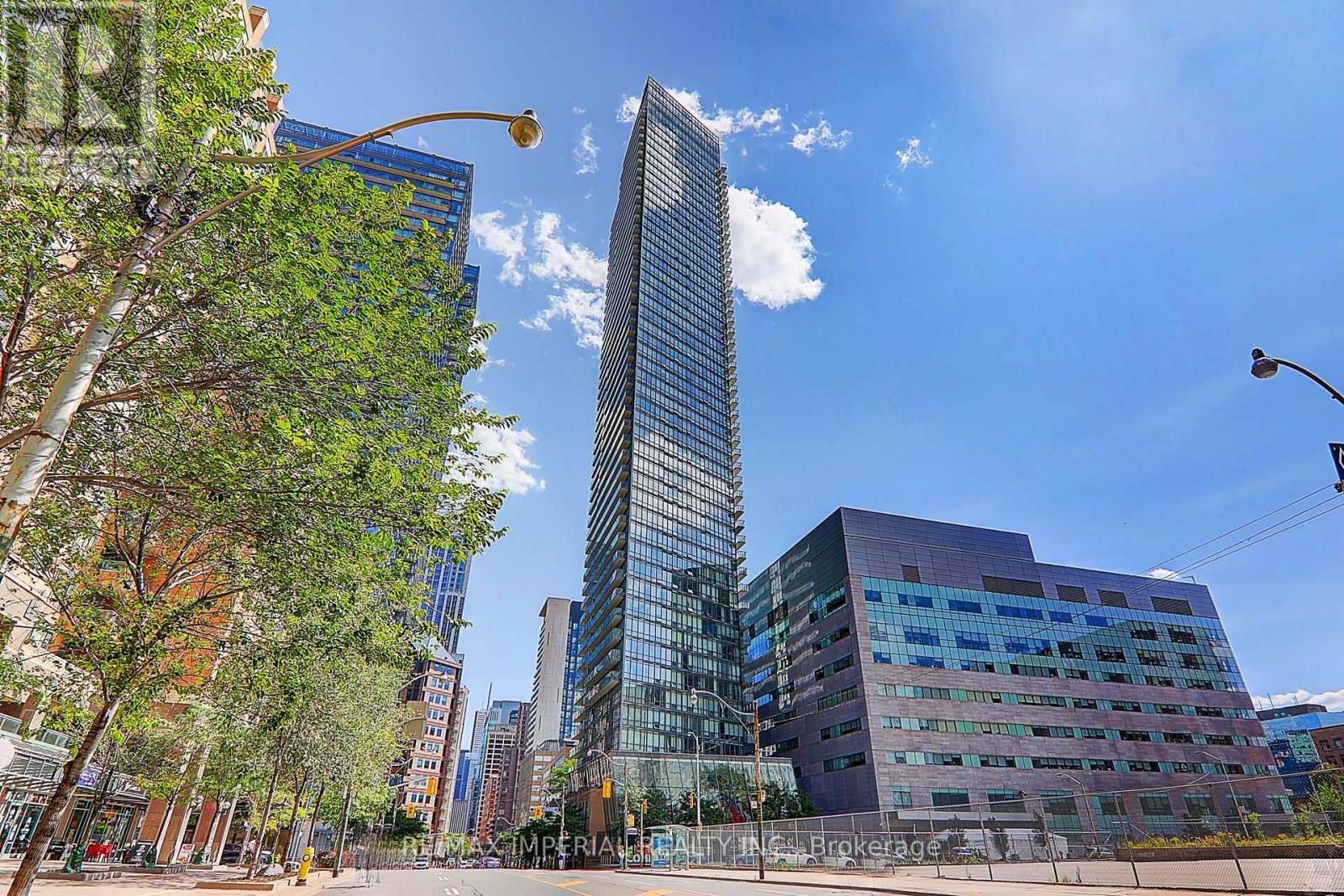 #4903 832 BAY STREET - 3
