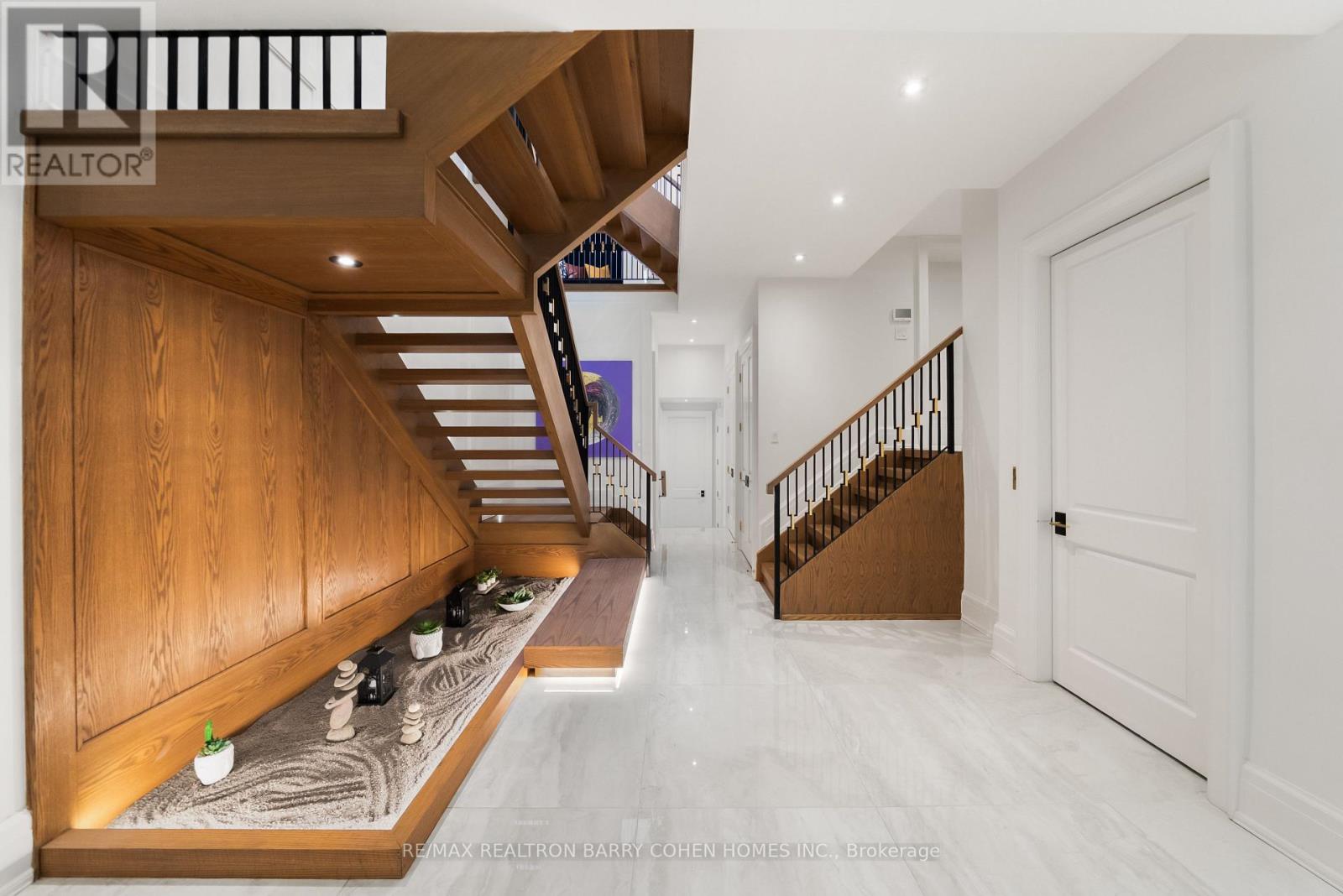 148 MUNRO BOULEVARD - Image 35