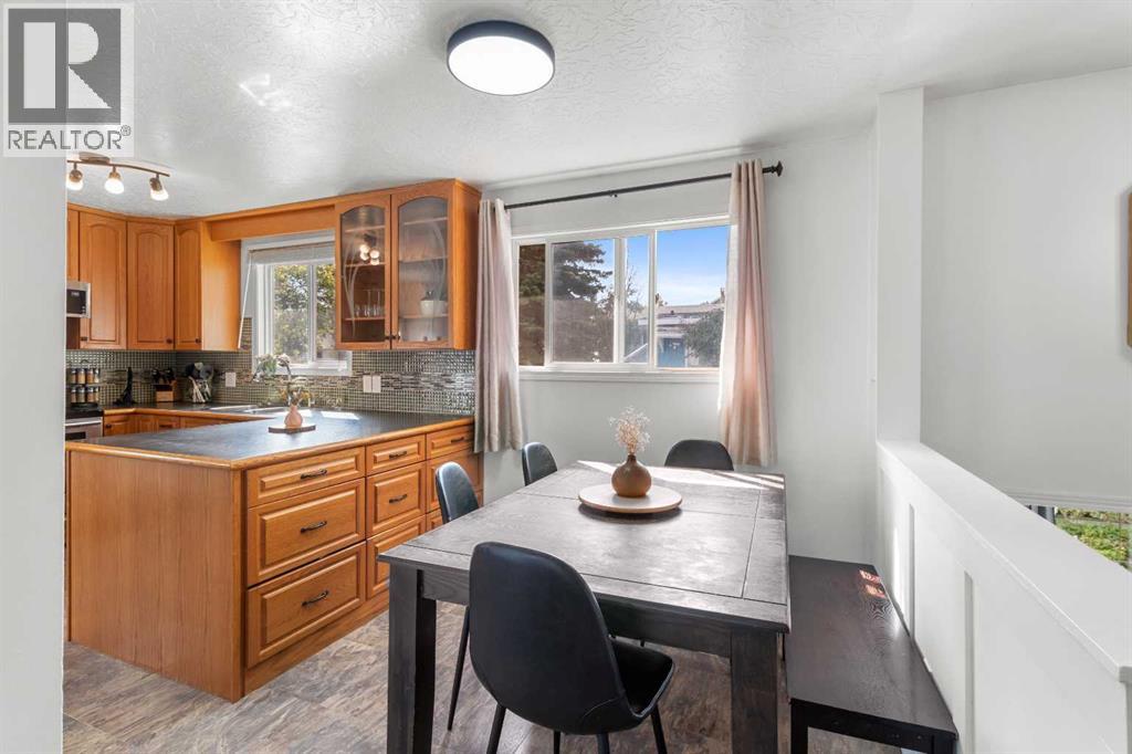 Listing photo – 4743 47 Street, Sylvan Lake