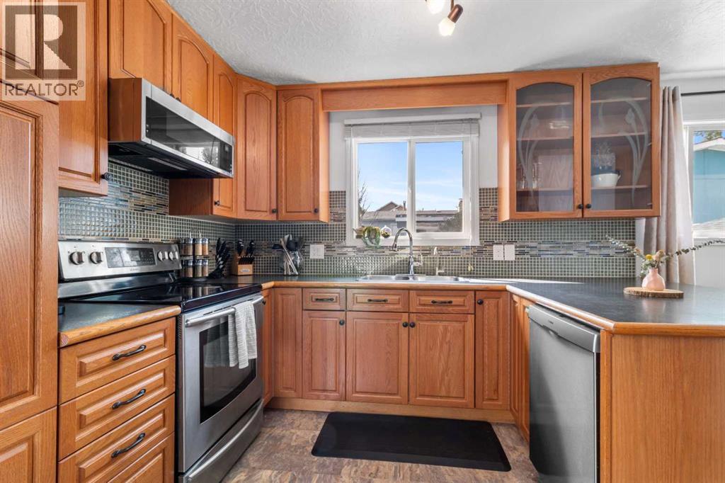 Listing photo – 4743 47 Street, Sylvan Lake