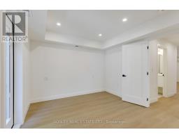 B - 225 Gainsborough Road, Toronto, ON M4L3C7 Photo 18
