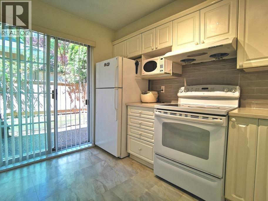 6 7488 SALISBURY AVENUE, Burnaby