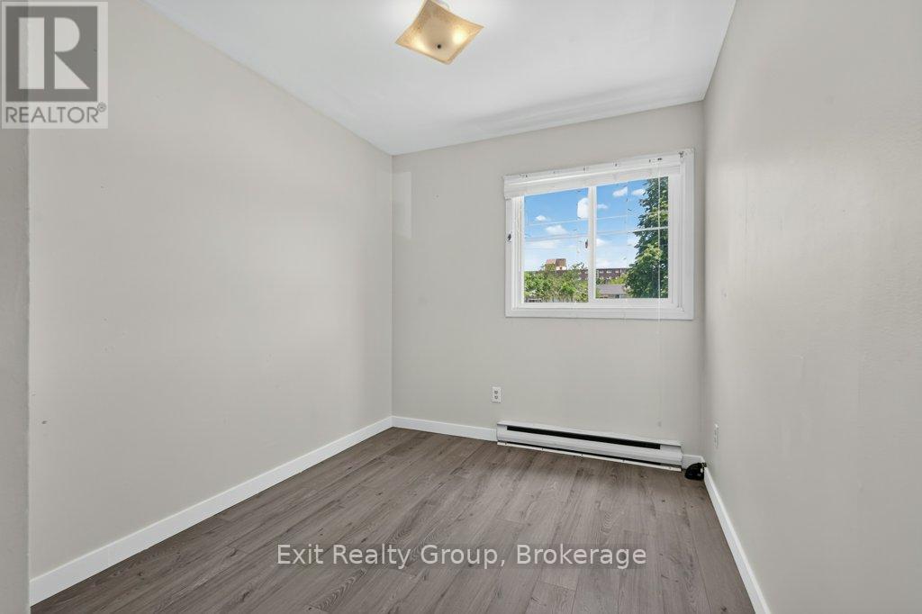 244 WELLER AVENUE - Image 19
