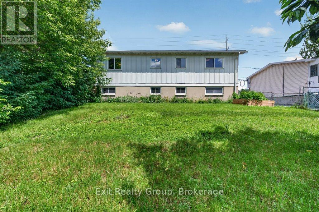 244 WELLER AVENUE - Image 33