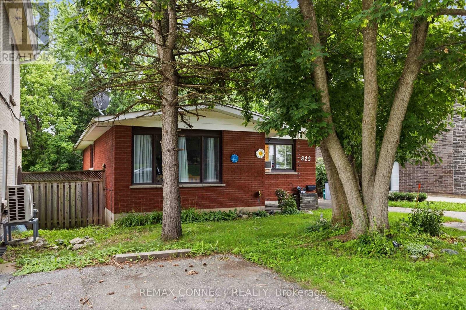 322 ANDREW STREET - 2