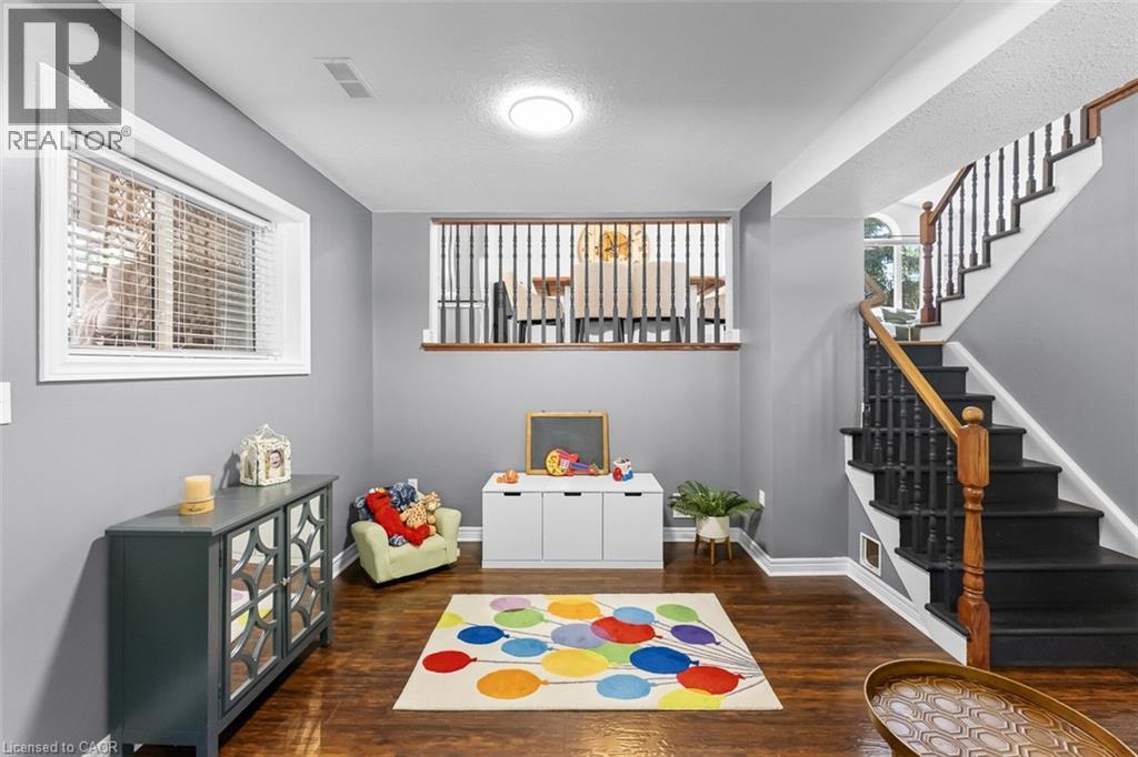 43 THOROLD Avenue - Image 25