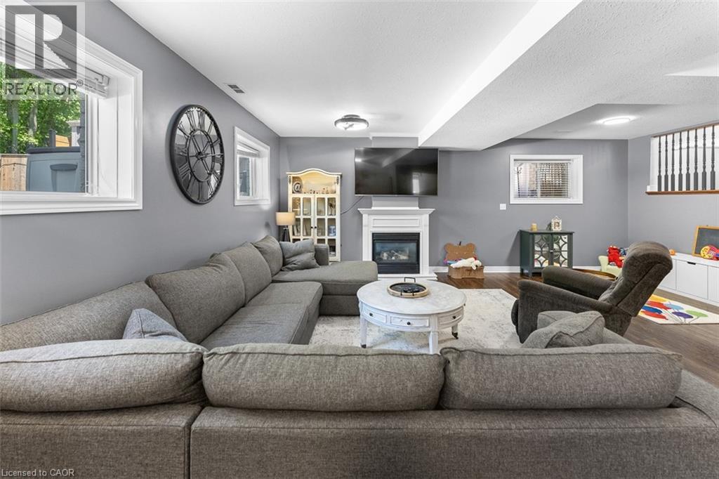 43 THOROLD Avenue - 29