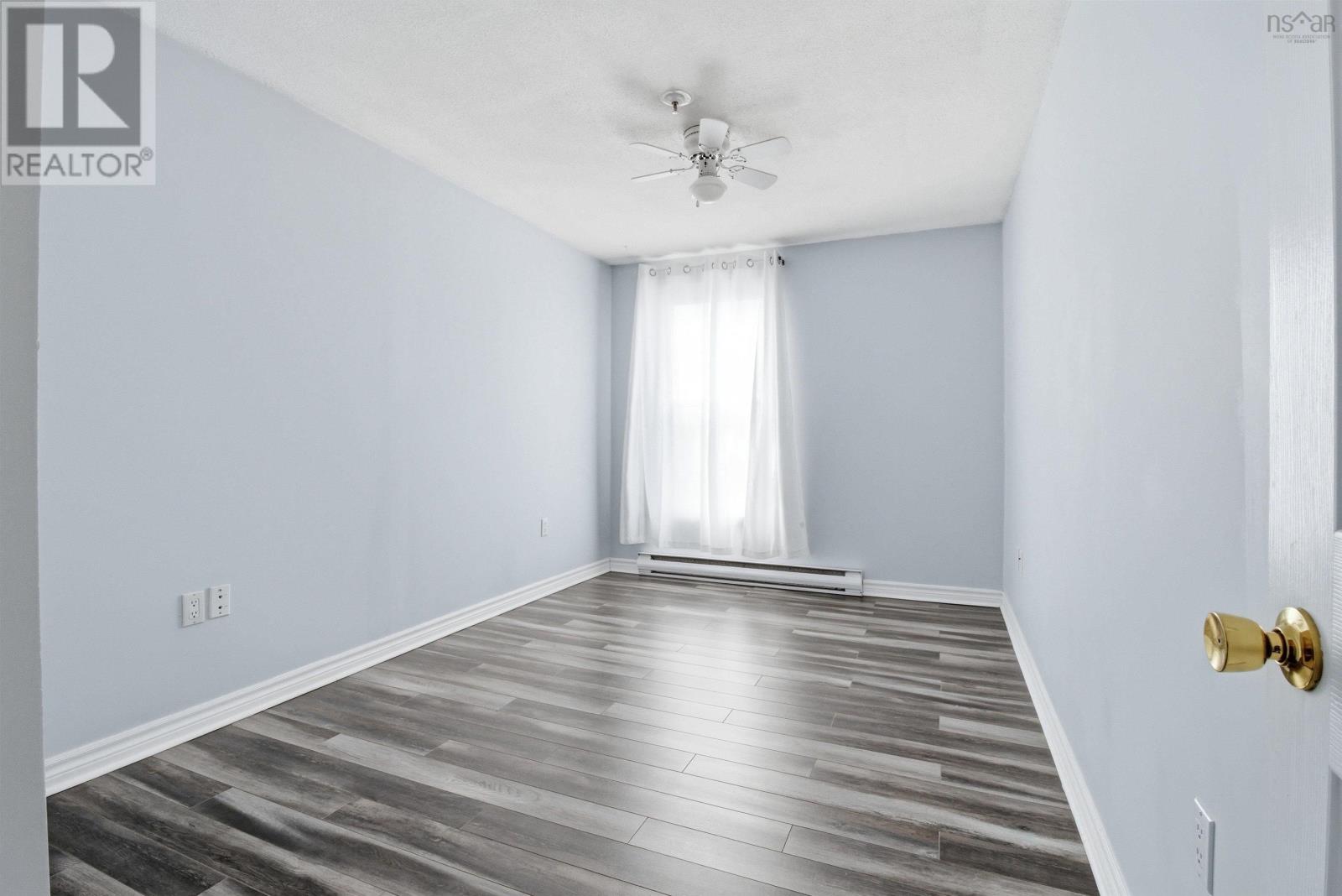 Property 15 of 25 of 215 75 Collins Grove