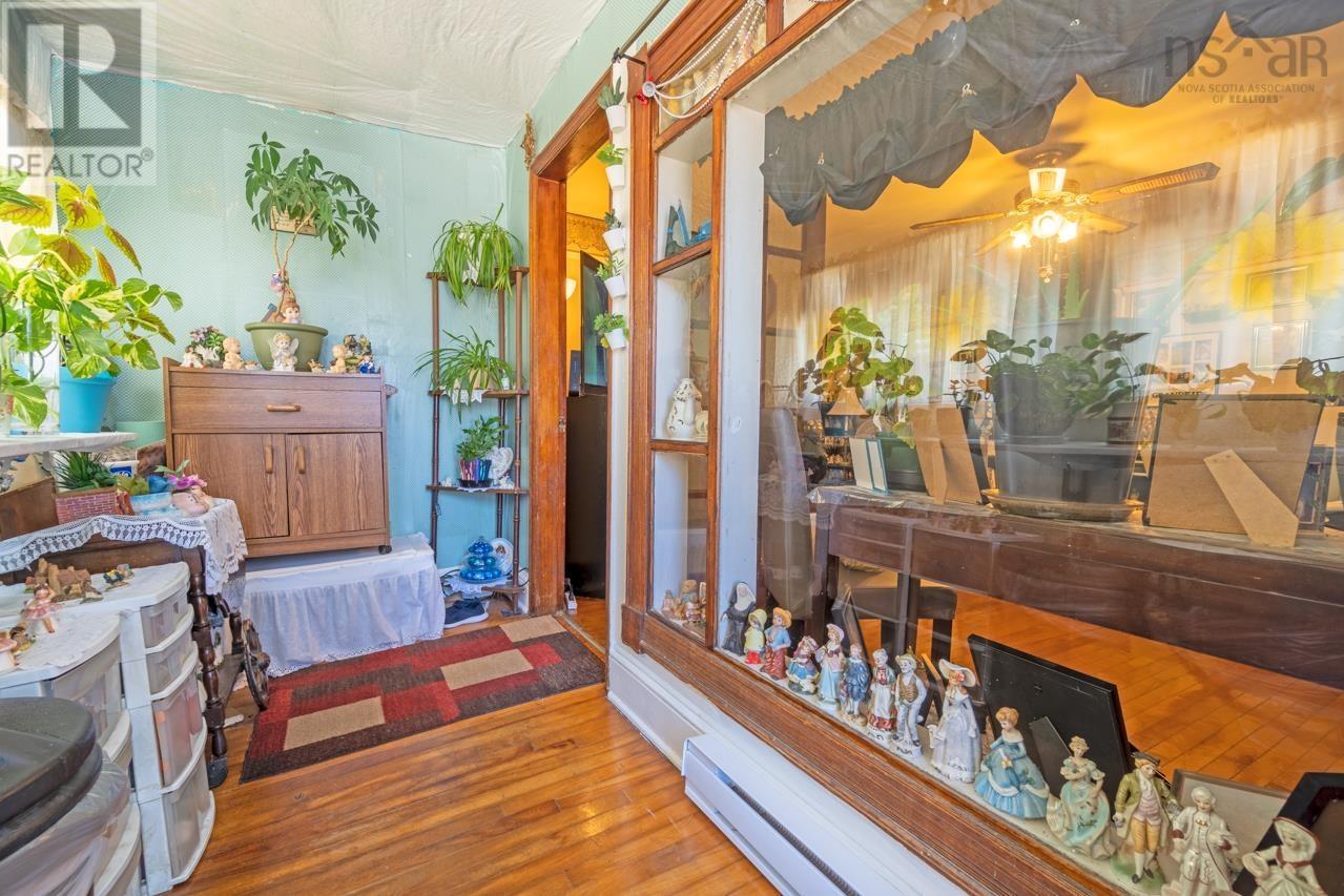 Property 3 of 9 of 219 Windmill Road