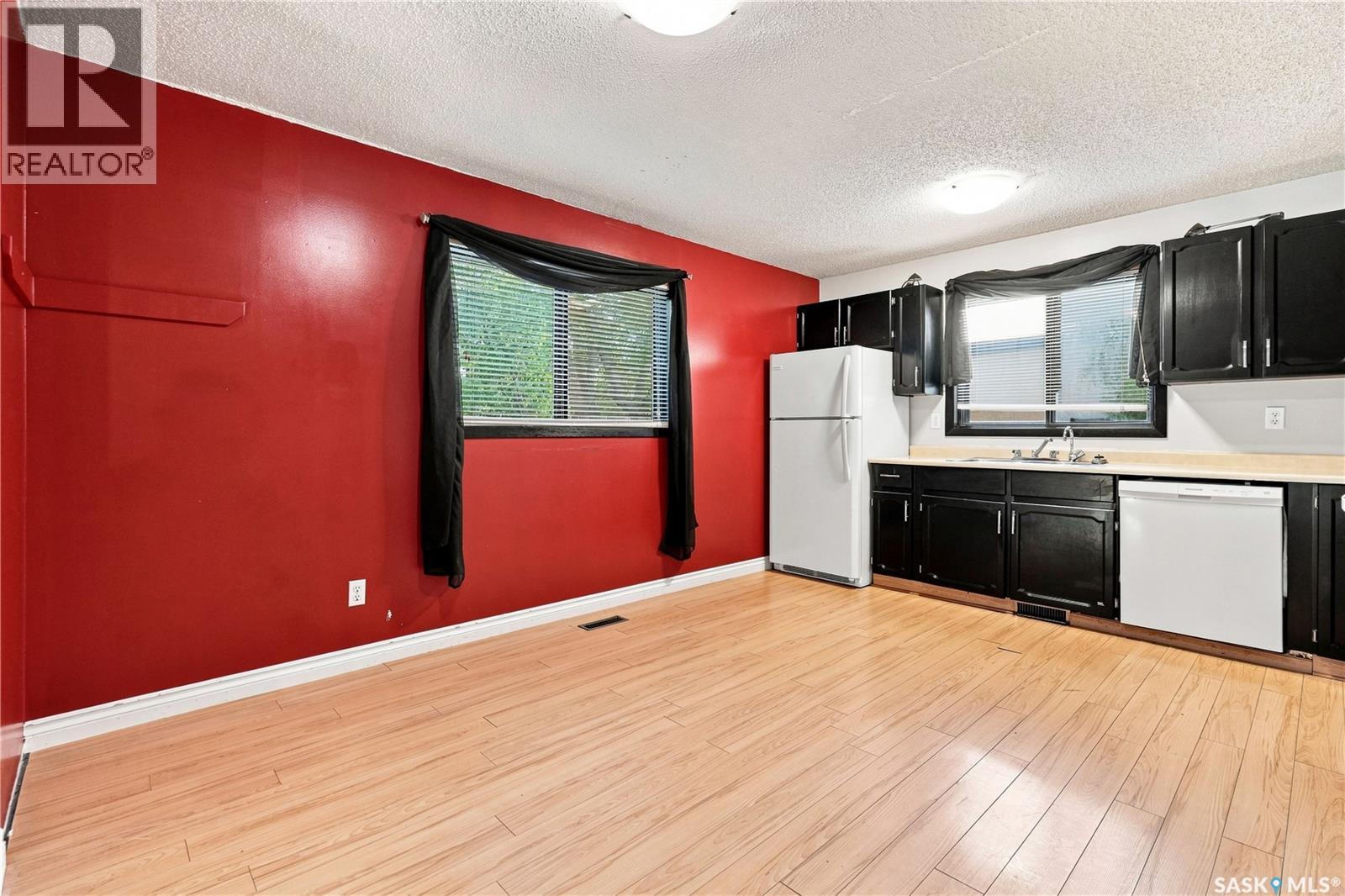 5907 Hague CRESCENT - Image 9