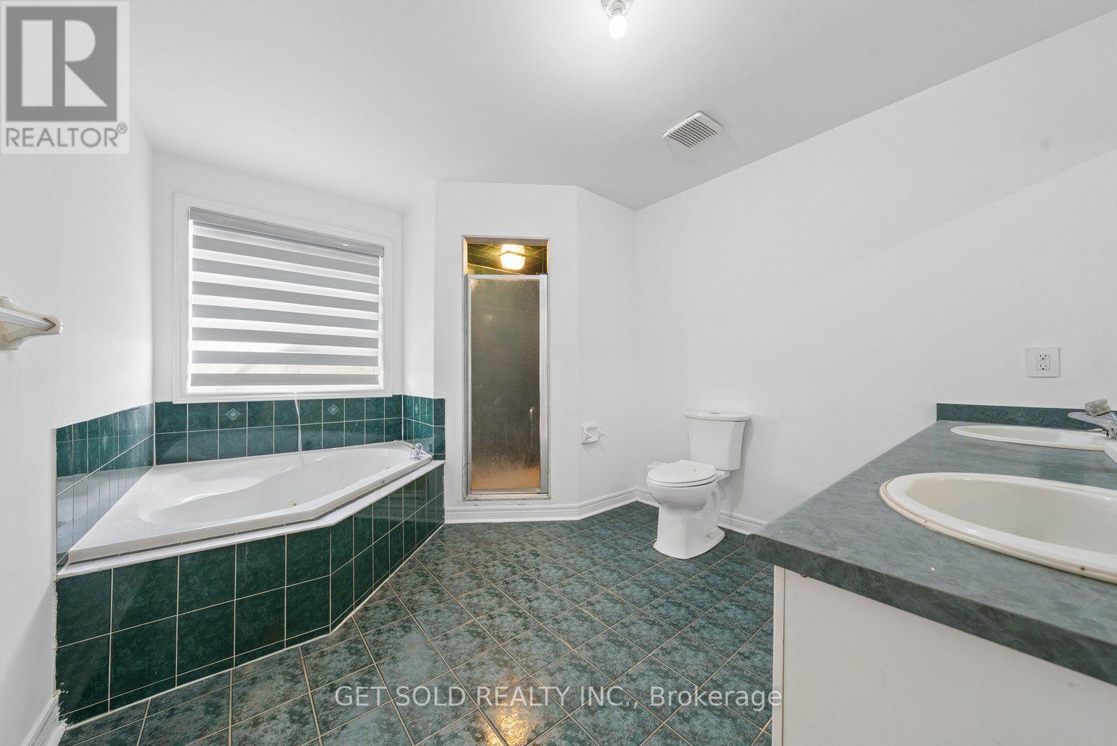 57 OAKLEA BOULEVARD - Image 20