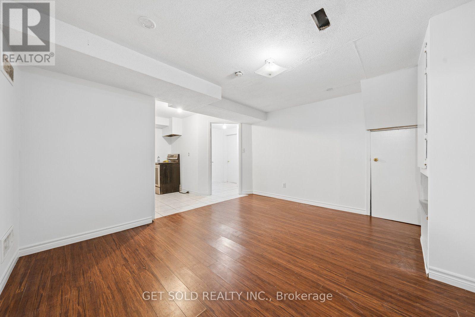 57 OAKLEA BOULEVARD - Image 26