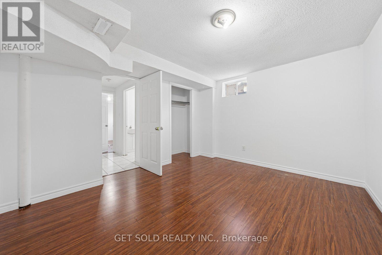 57 OAKLEA BOULEVARD - Image 31
