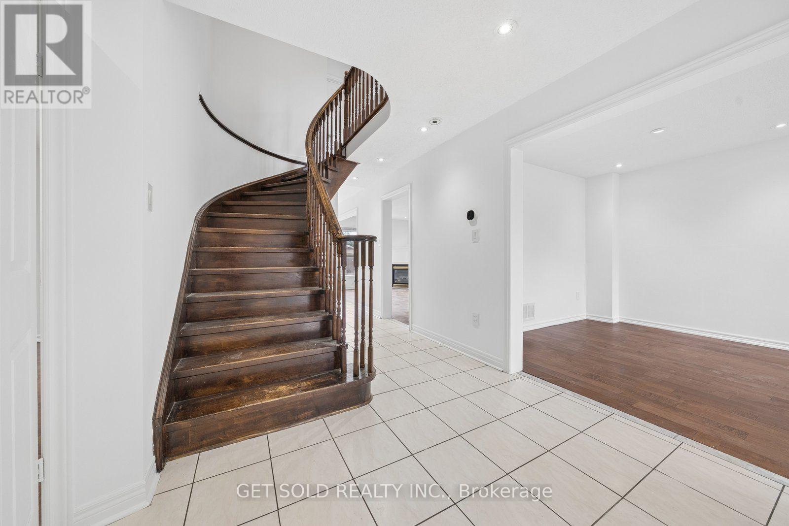 57 OAKLEA BOULEVARD - 6