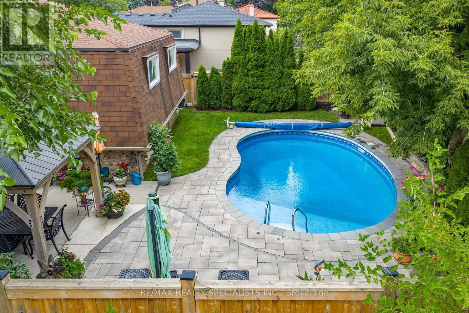 293 LOUIS DRIVE - Image 37