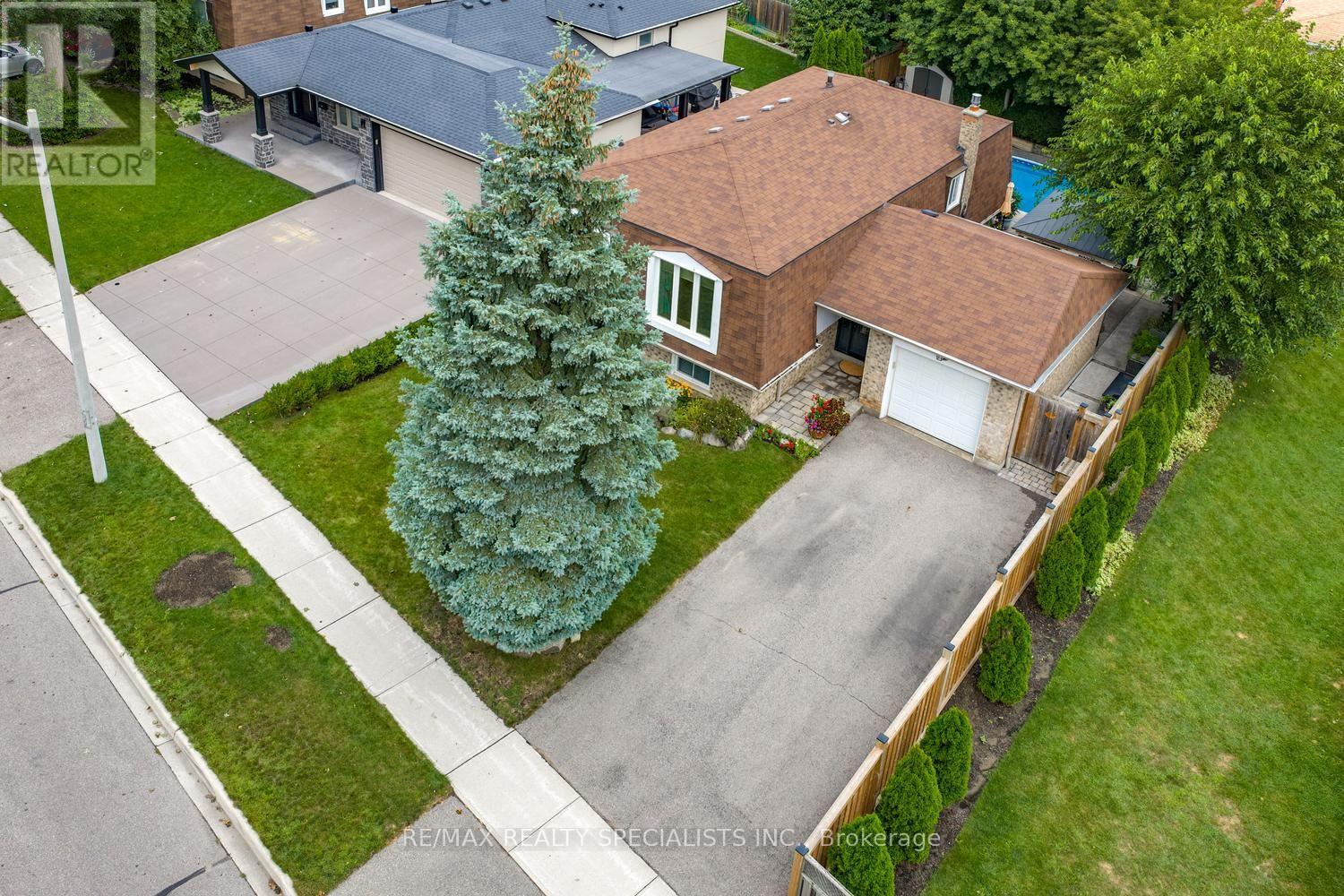 293 LOUIS DRIVE - 40