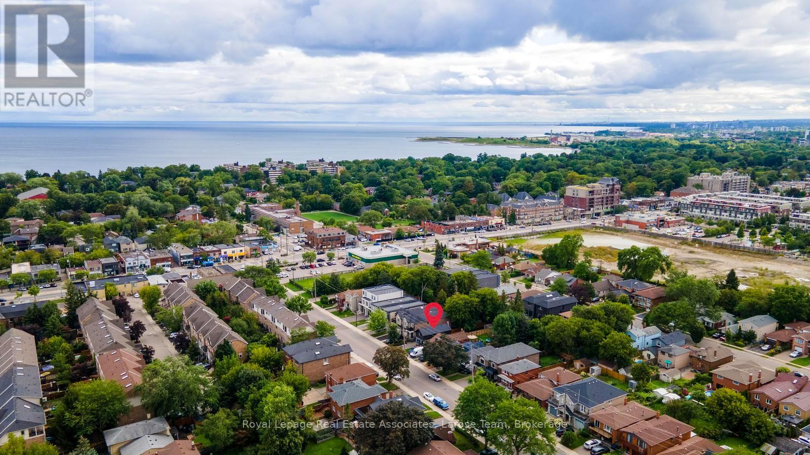 28 THIRTIETH STREET - Image 37