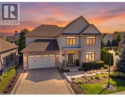 4 MERITAGE Lane