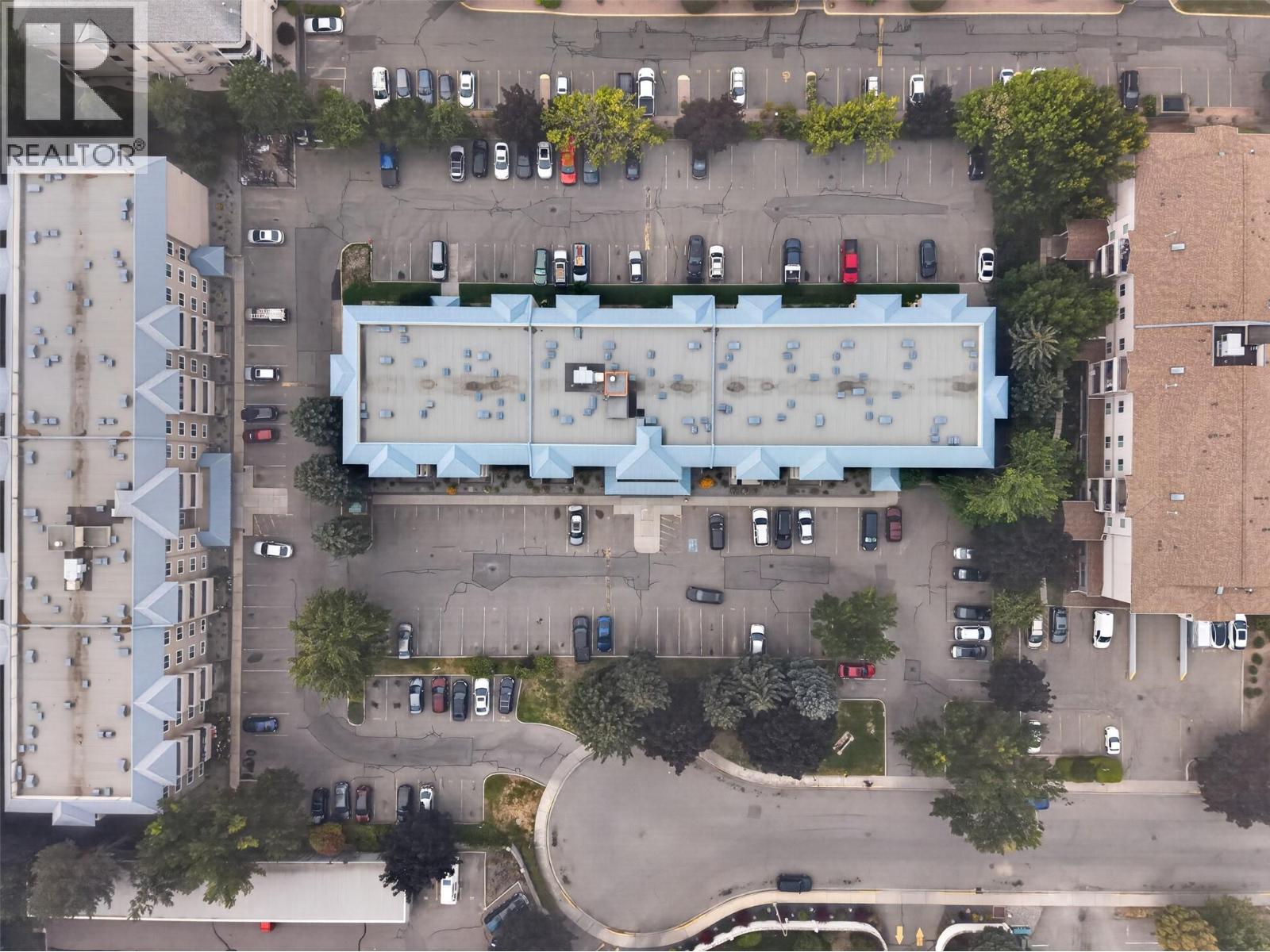 #400 3160 De Montreuil Court - 30