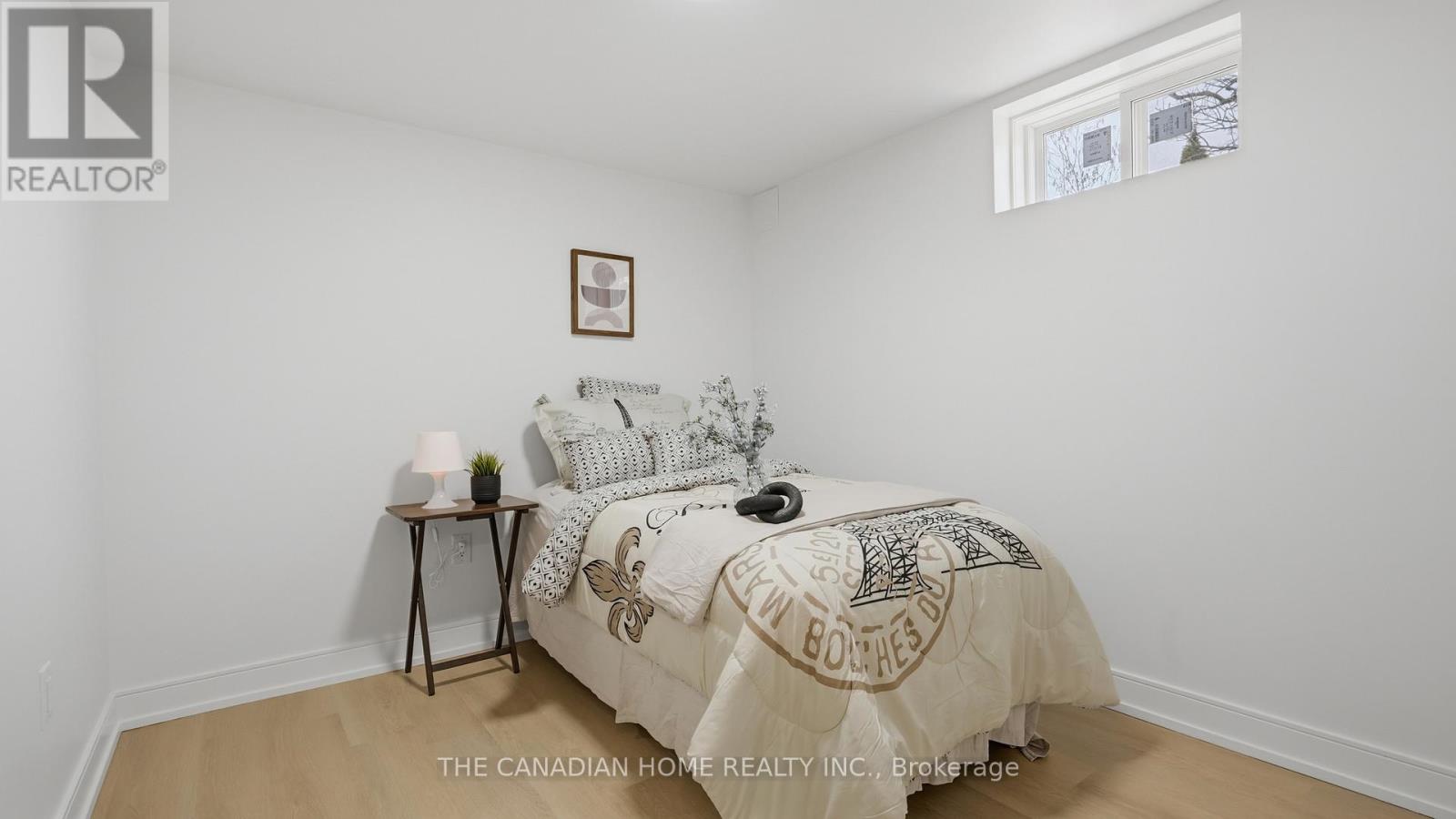 6041 CADHAM STREET - 20