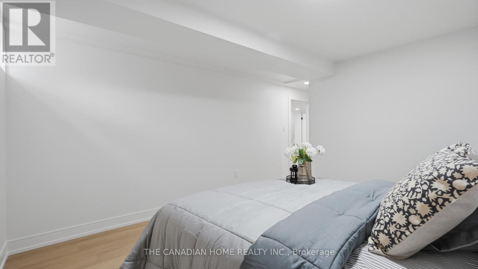 6041 CADHAM STREET - 28