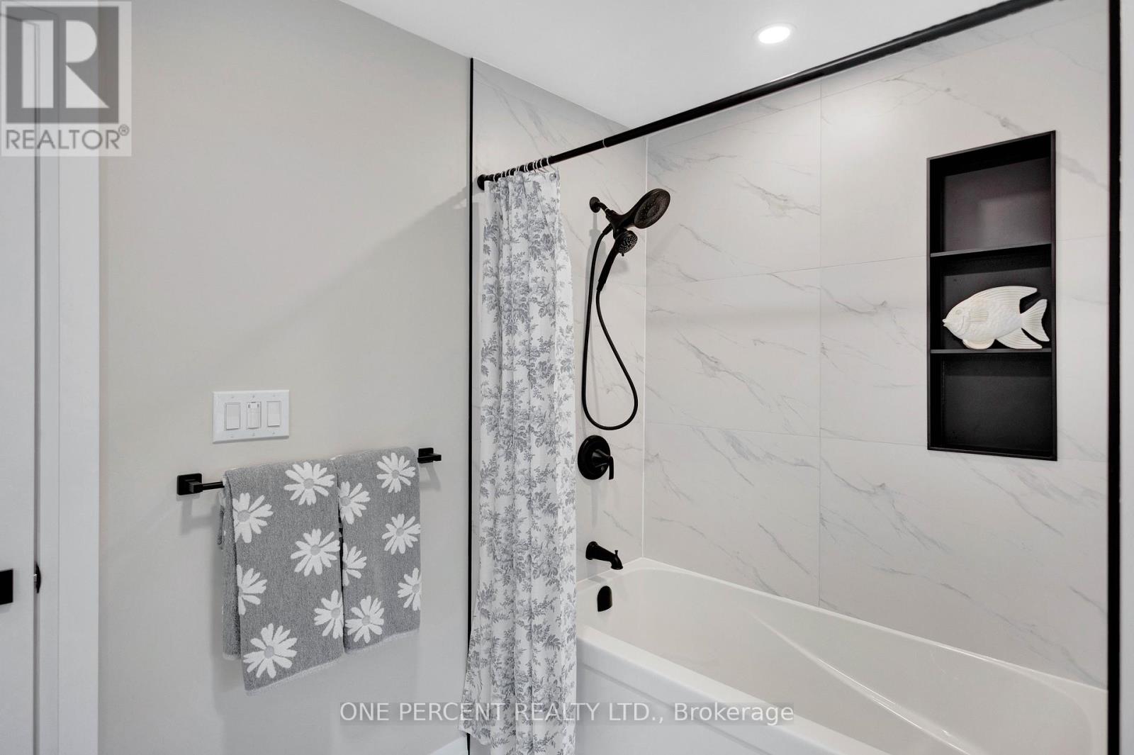 187 DRUMMOND STREET - 21