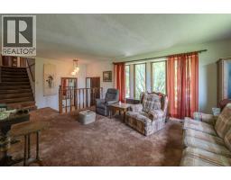 4pc Ensuite bath - 294 Road 18 Road, Oliver, BC V0H1T1 Photo 9