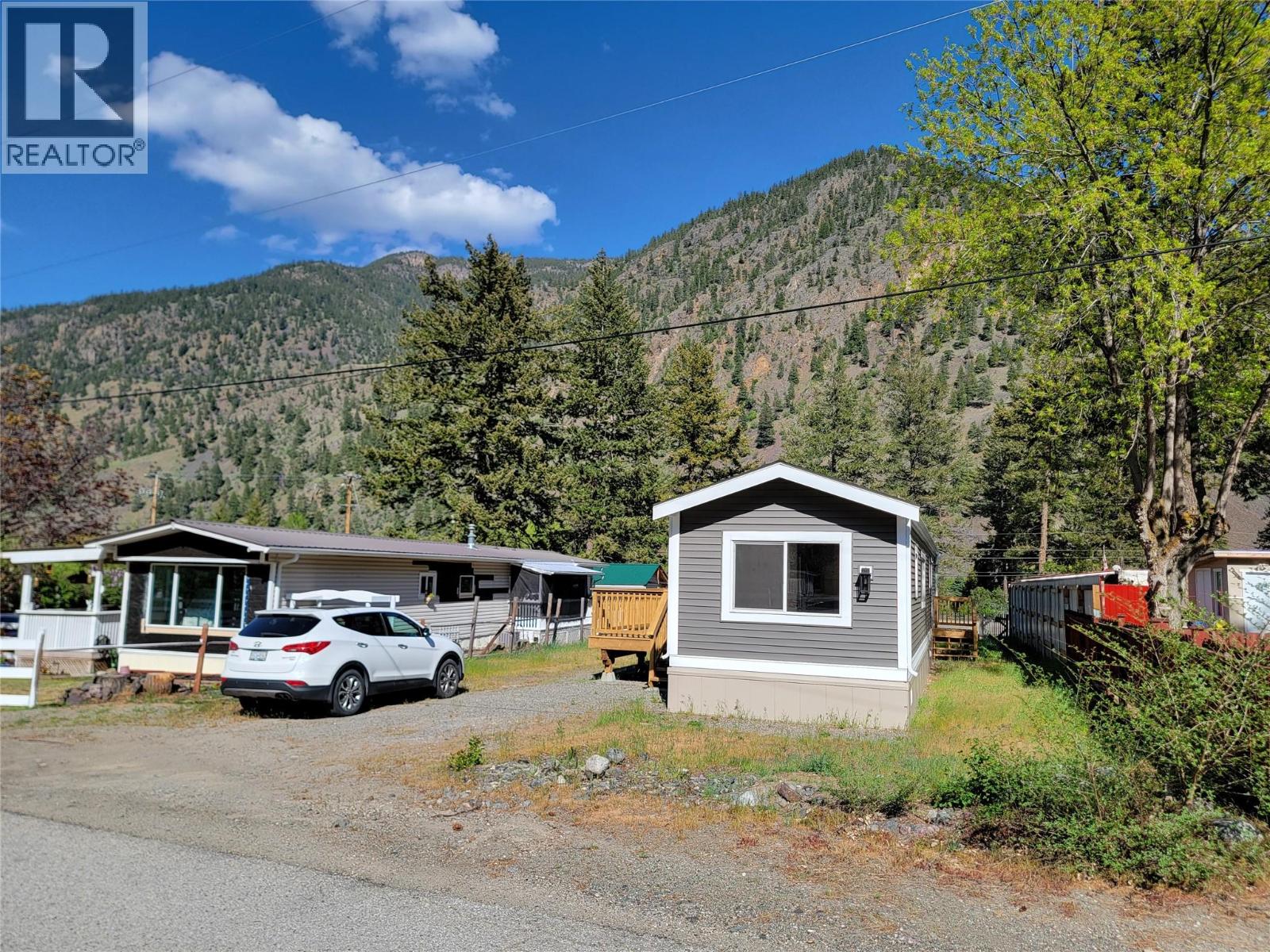 #3 1514 Highway 3A - Image 37