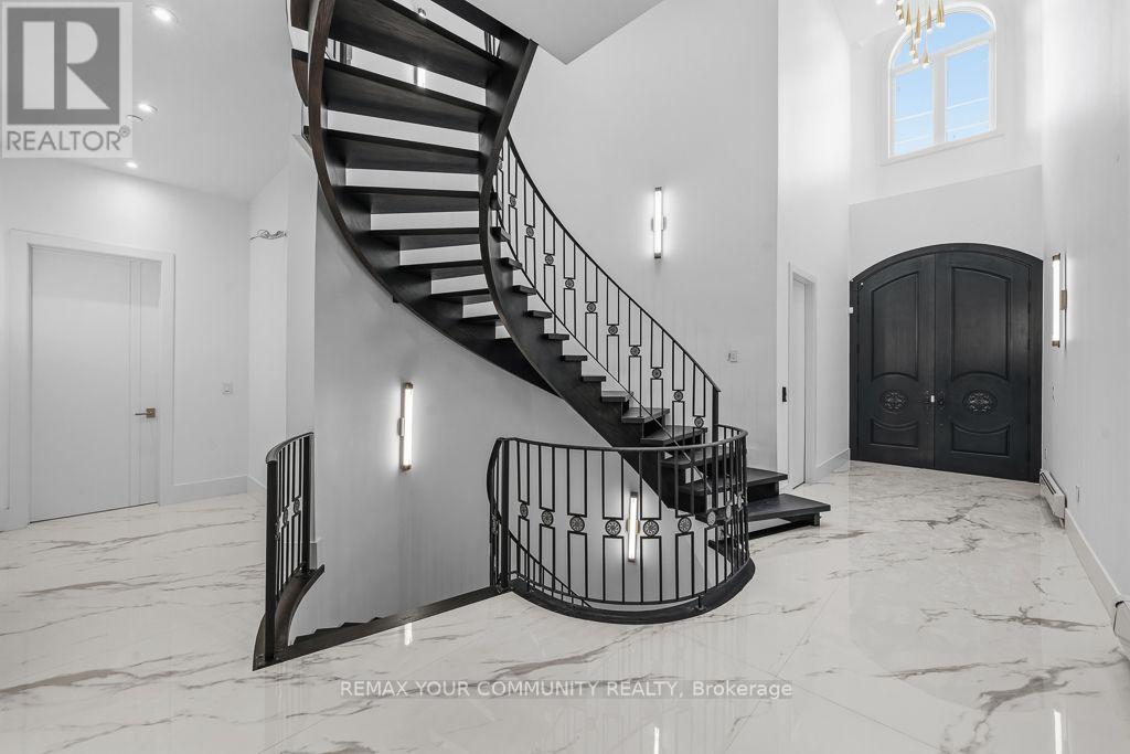 217 Churchill Avenue, Toronto (Willowdale West), Ontario, M2R1E2, Toronto (Willowdale West), Ontario — photo 3 of 5