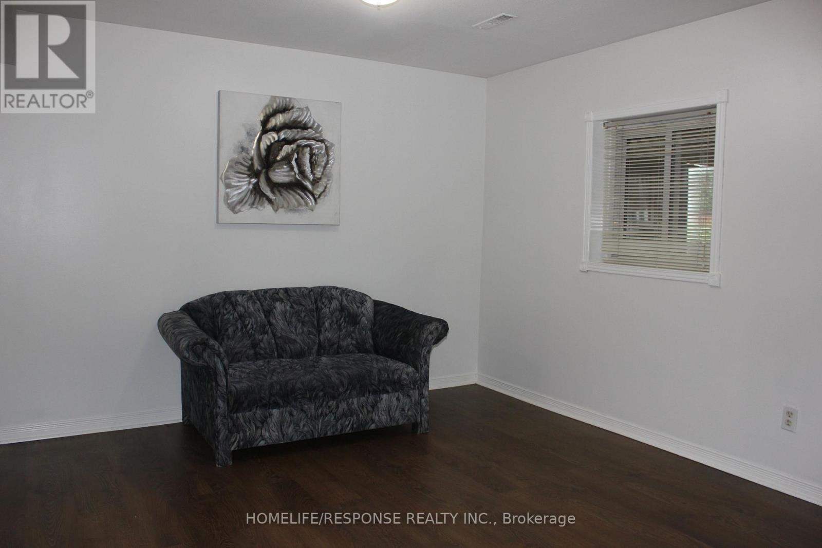20 Nootka Crescent — photo 10