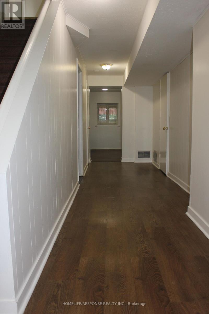 #Lower 20 Nootka Crescent, Toronto (Pleasant View), Ontario, M2H2X6, Toronto (Pleasant View), Ontario — photo 4 of 5