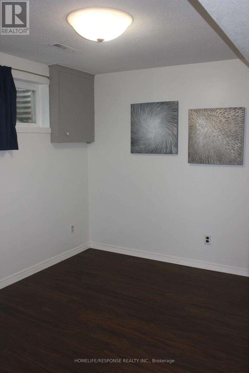 #Lower 20 Nootka Crescent, Toronto (Pleasant View), Ontario, M2H2X6, Toronto (Pleasant View), Ontario — photo 5 of 5