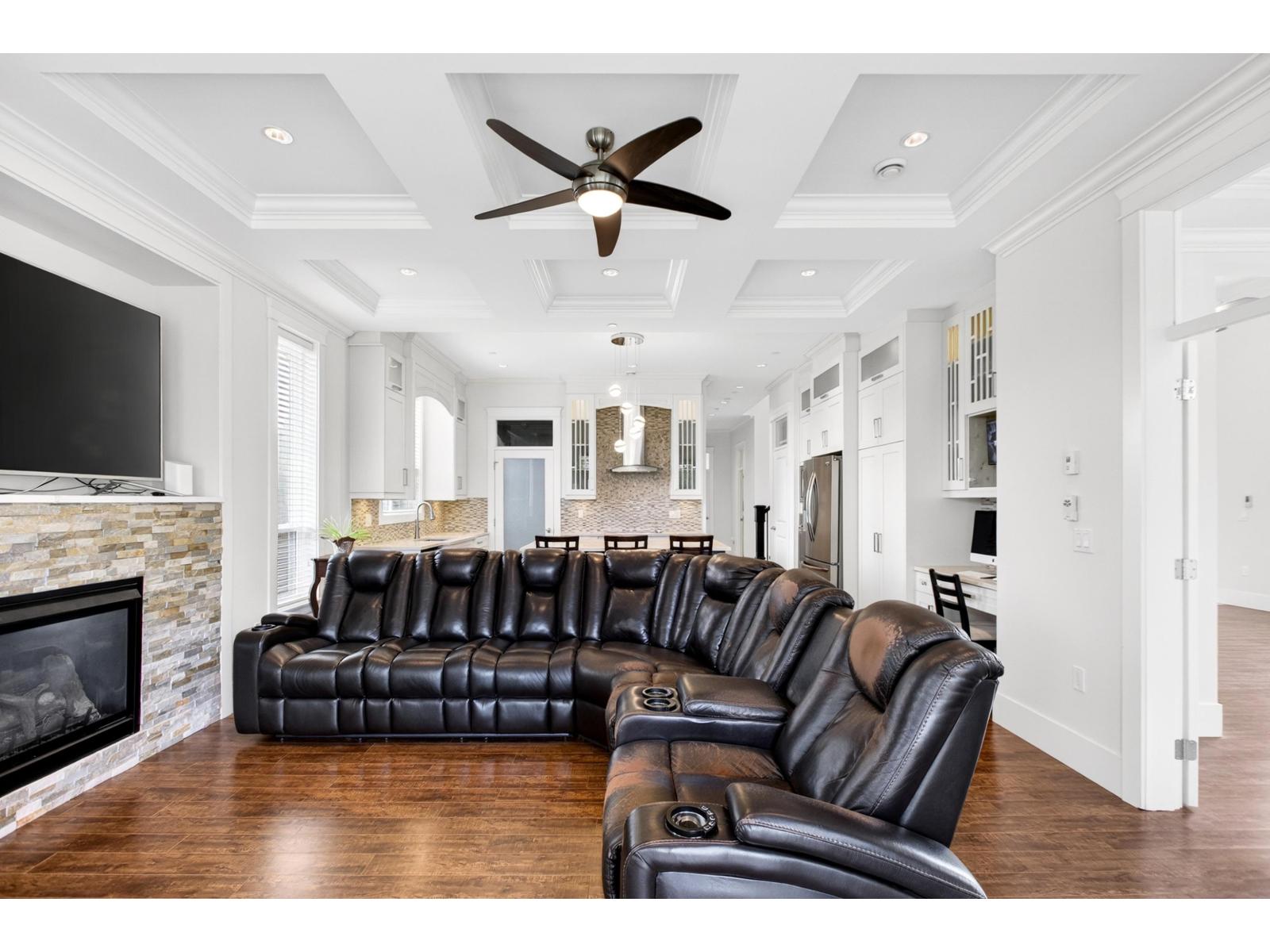 21833 51 AVENUE, Langley