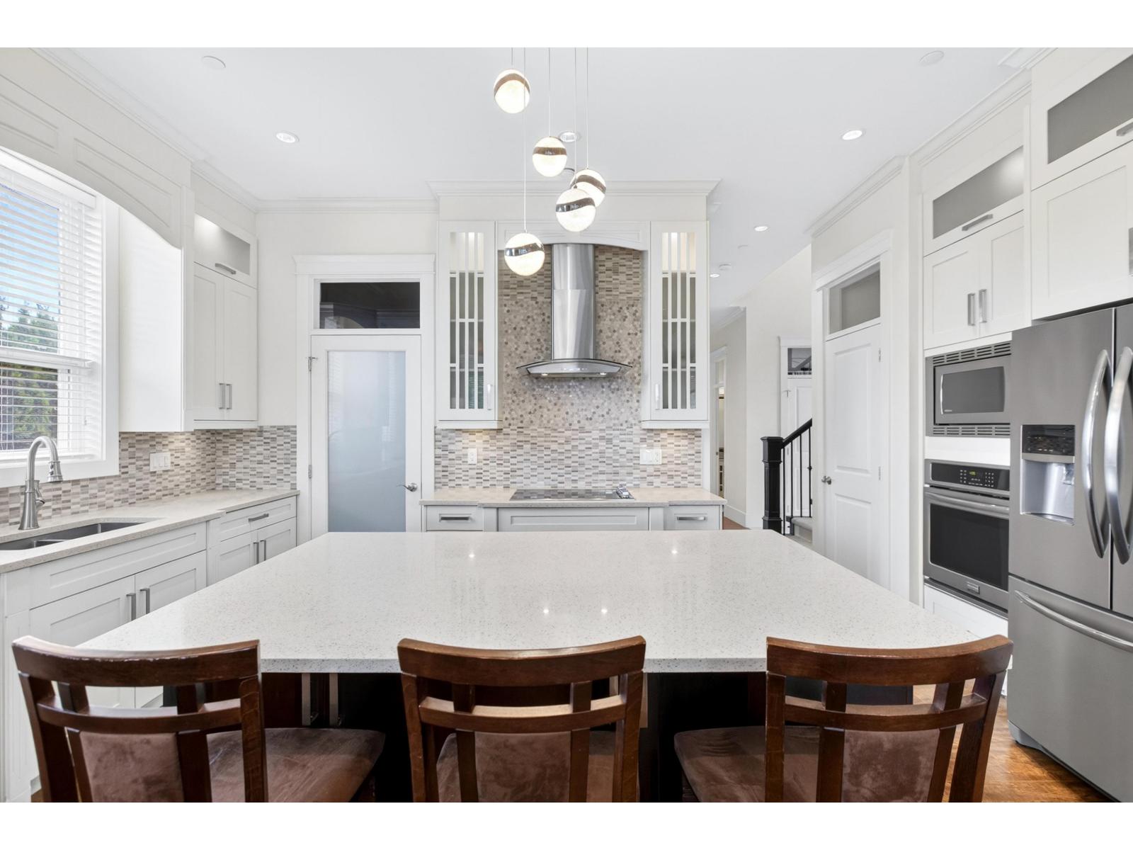 21833 51 AVENUE, Langley