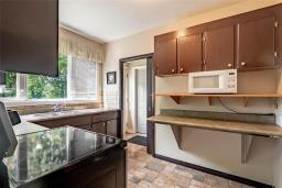 411 Hudson Street, Winnipeg, MB R3T0R1 Photo 11