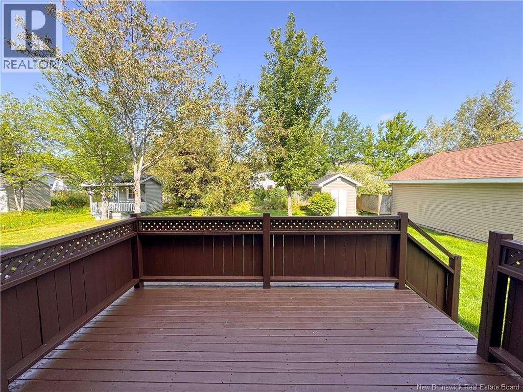 39 Christopher Crescent - 44