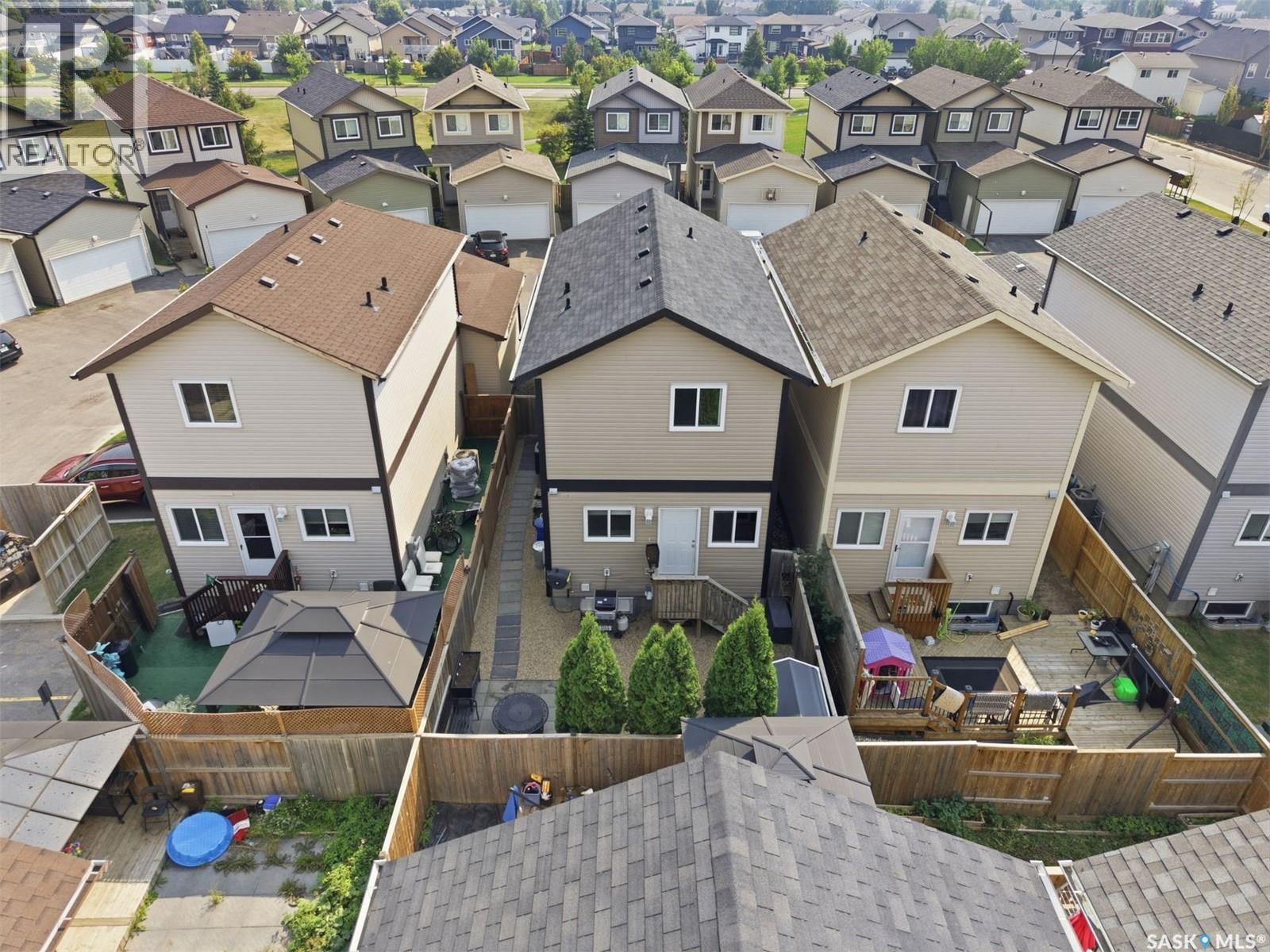 #35 202 McKague CRESCENT - Image 38