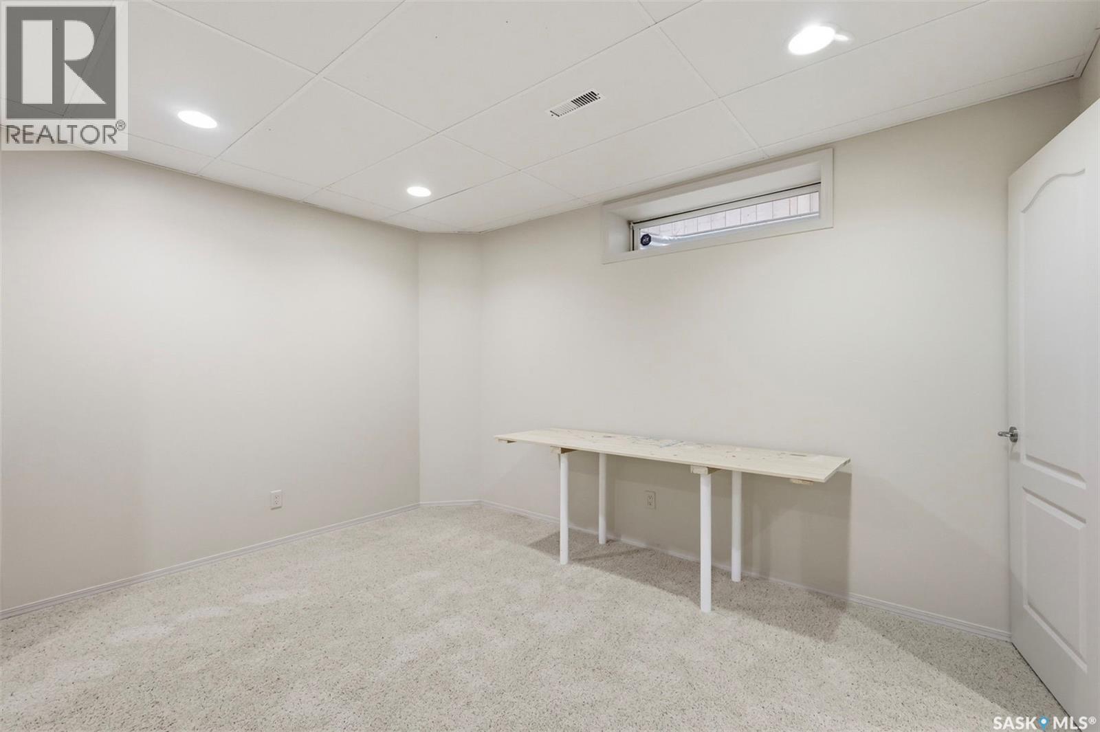 310 Chotem CRESCENT - Image 35