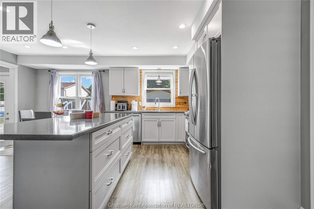 100 ARGYLE CRESCENT - Image 19