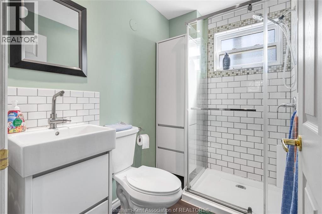 100 ARGYLE CRESCENT - Image 30
