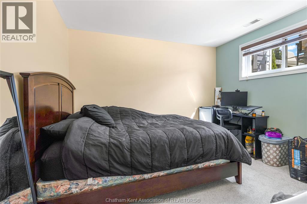 100 ARGYLE CRESCENT - Image 31