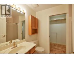 15 820 Kiwanis Way, Gibsons, BC V0N1V9 Photo 24