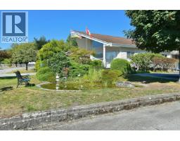 15 820 Kiwanis Way, Gibsons, BC V0N1V9 Photo 30