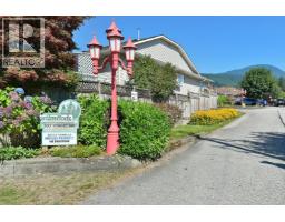 15 820 Kiwanis Way, Gibsons, BC V0N1V9 Photo 32