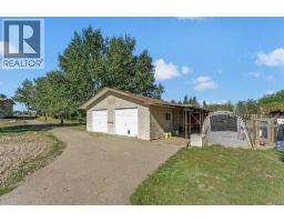Primary Bedroom - 7, 11418 Eagle Butte Road, Rural Cypress County, AB T1B0H9 Photo 6