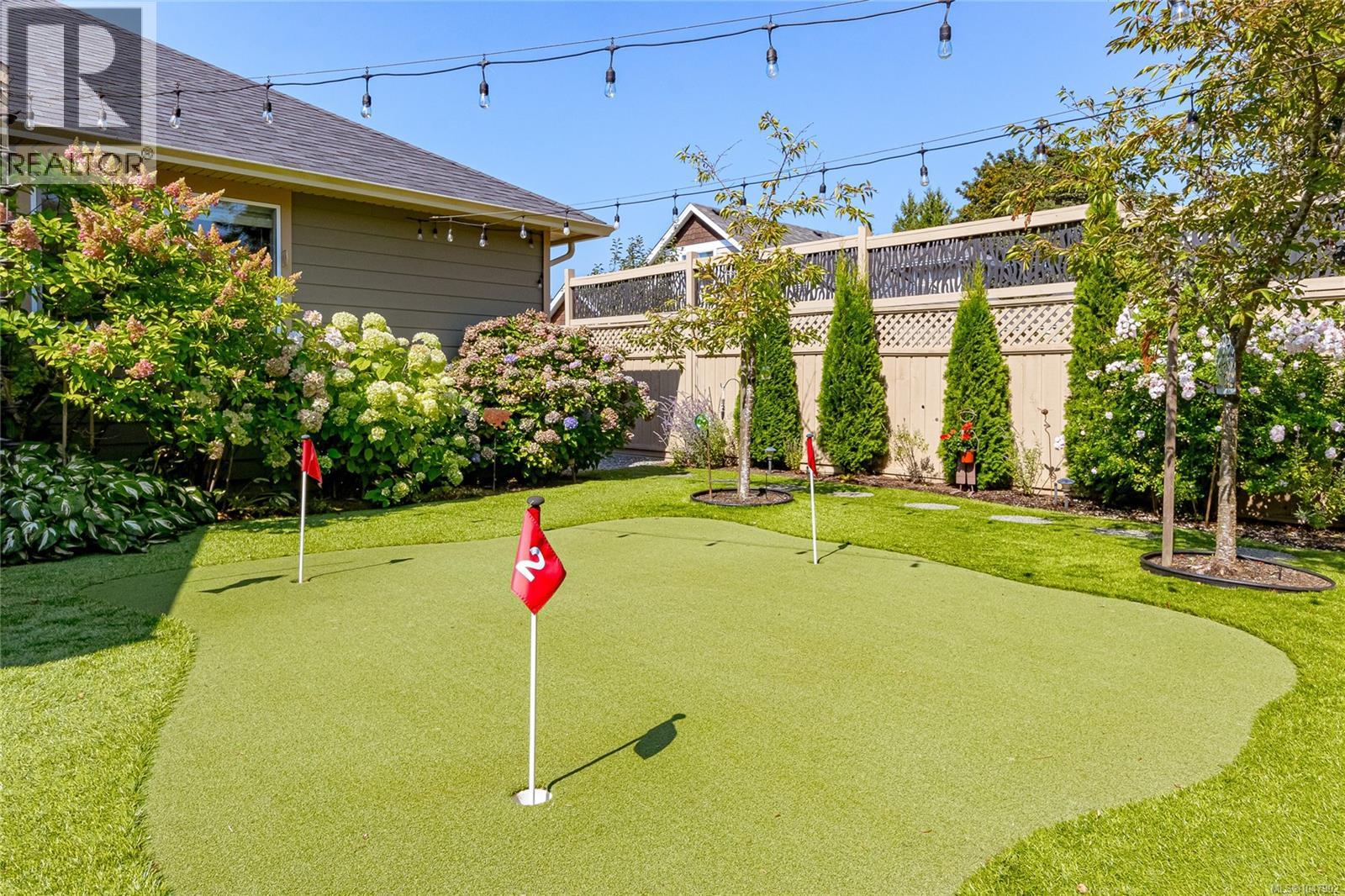 5967 Tower Pl - Image 41