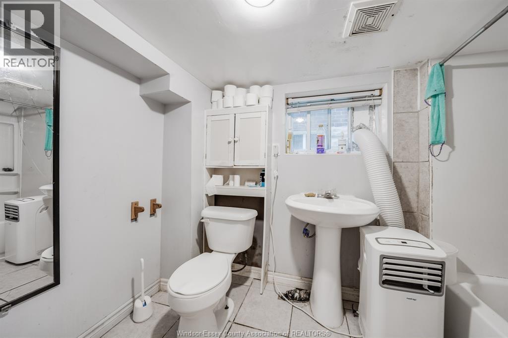 631 RANKIN AVENUE - Image 29
