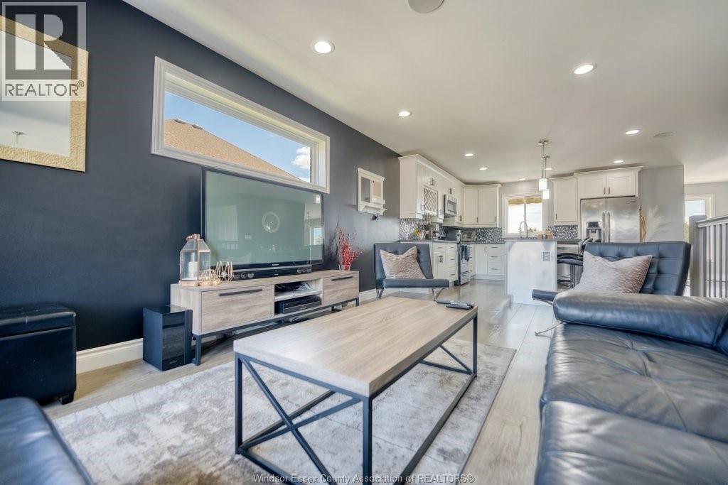 375 PIROLI CRESCENT - 13